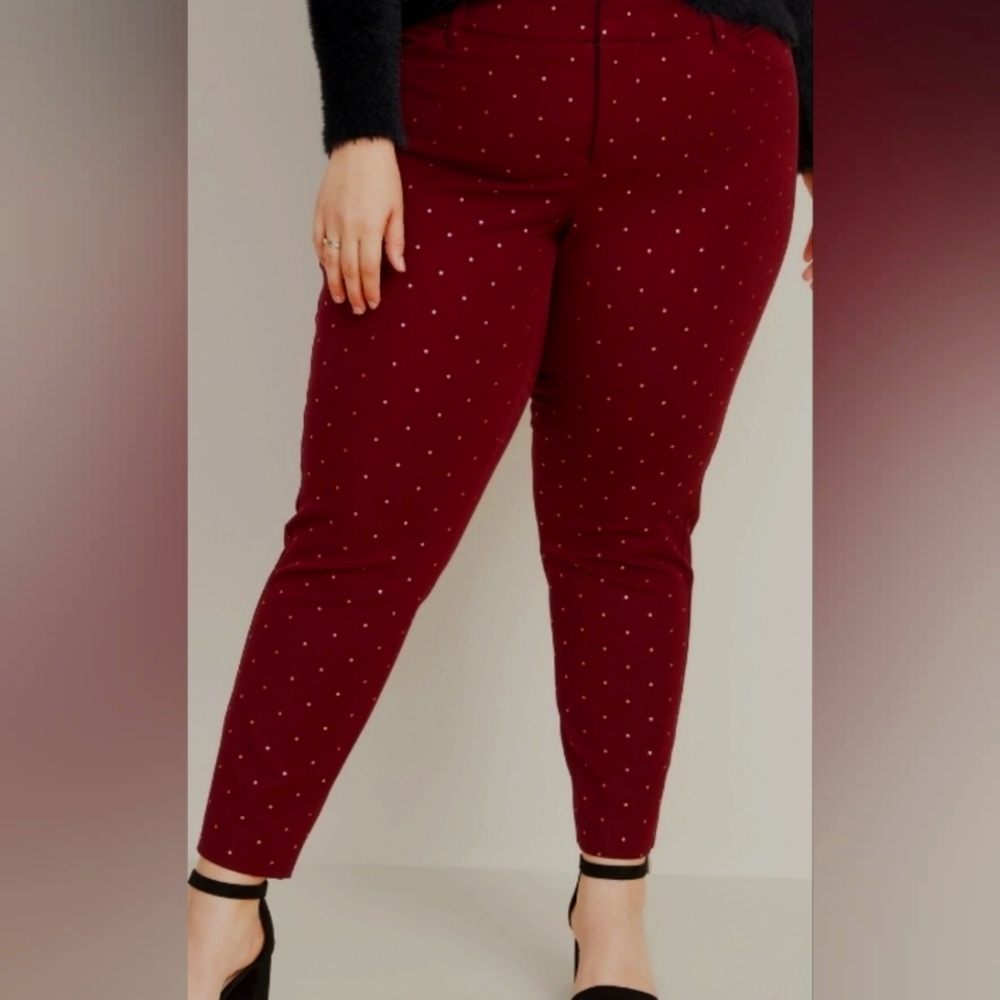 NWT Old Navy Super Slim Ankle Pixie Pants – Burgundy with Rose Gold Polka Dots